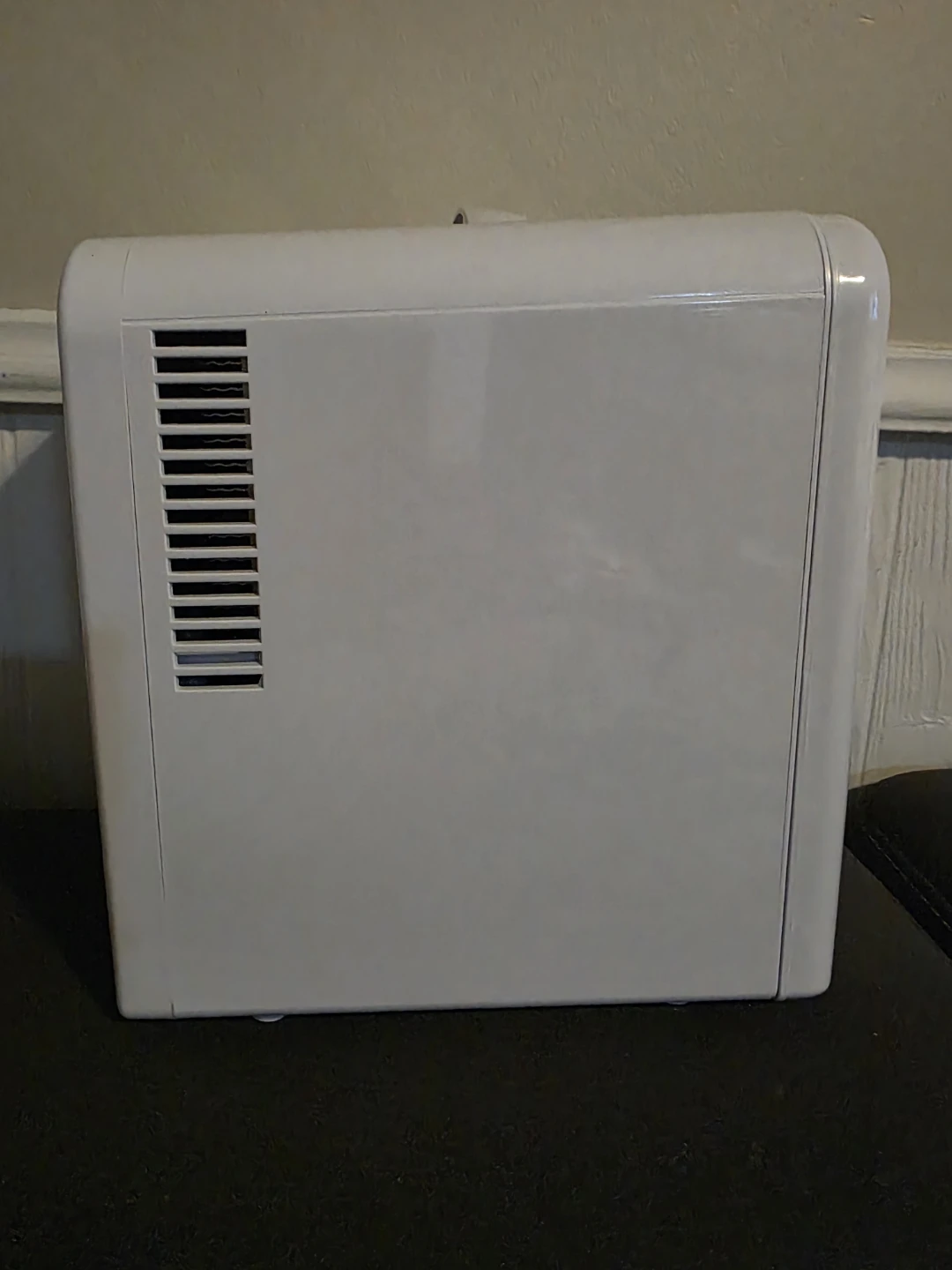 Iceman Portable 4L Personal Mini Fridge - photo 2