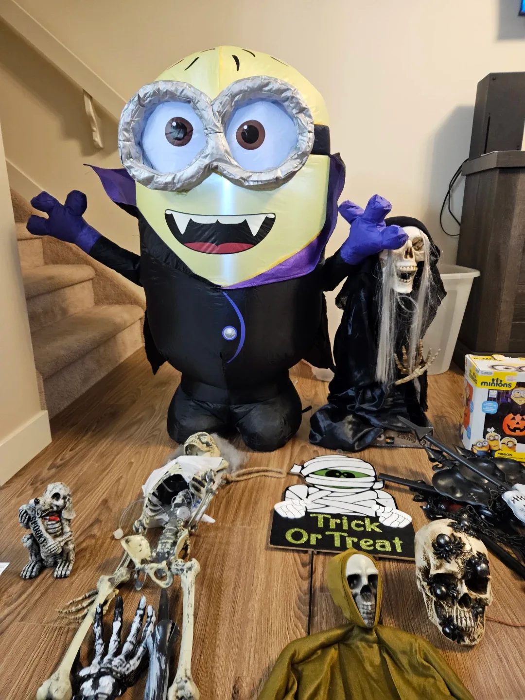 Halloween decorations (outdoor)