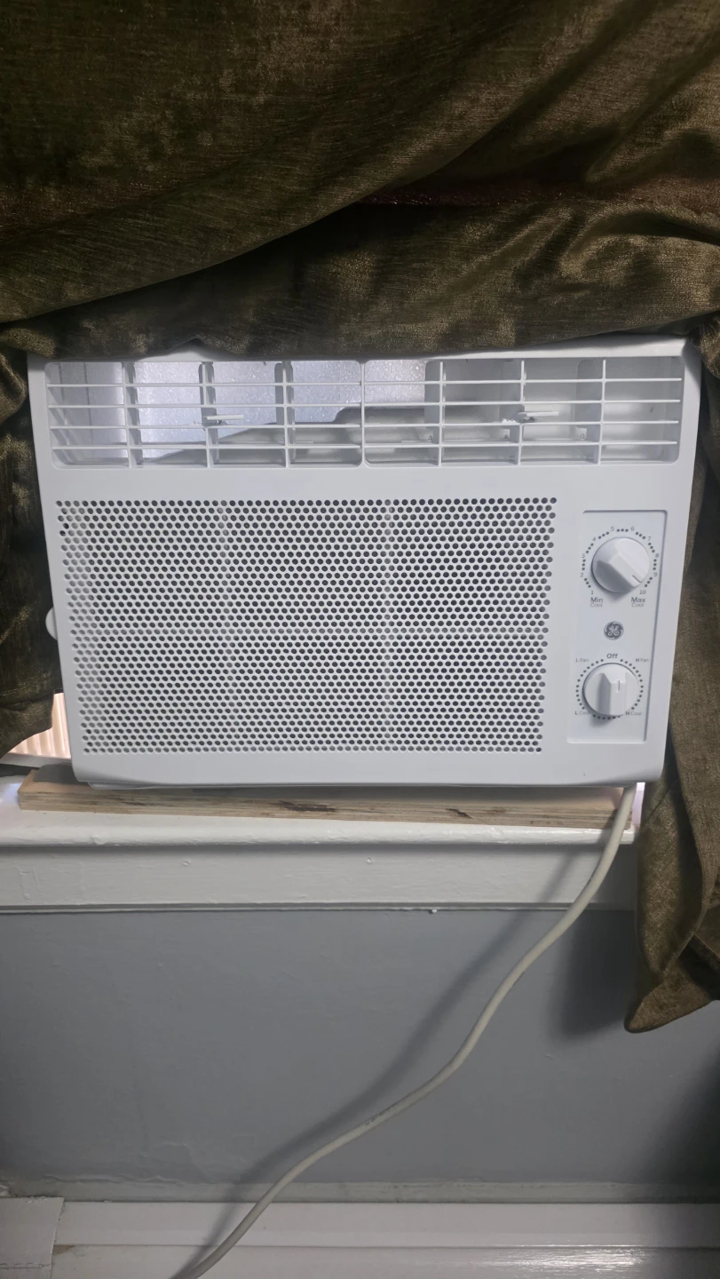 GE Window Air Conditioner