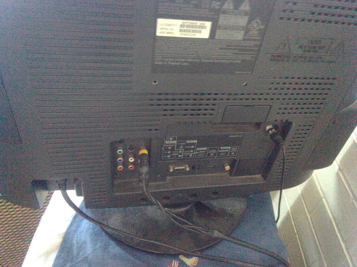 Sharp LCD Television - photo 2