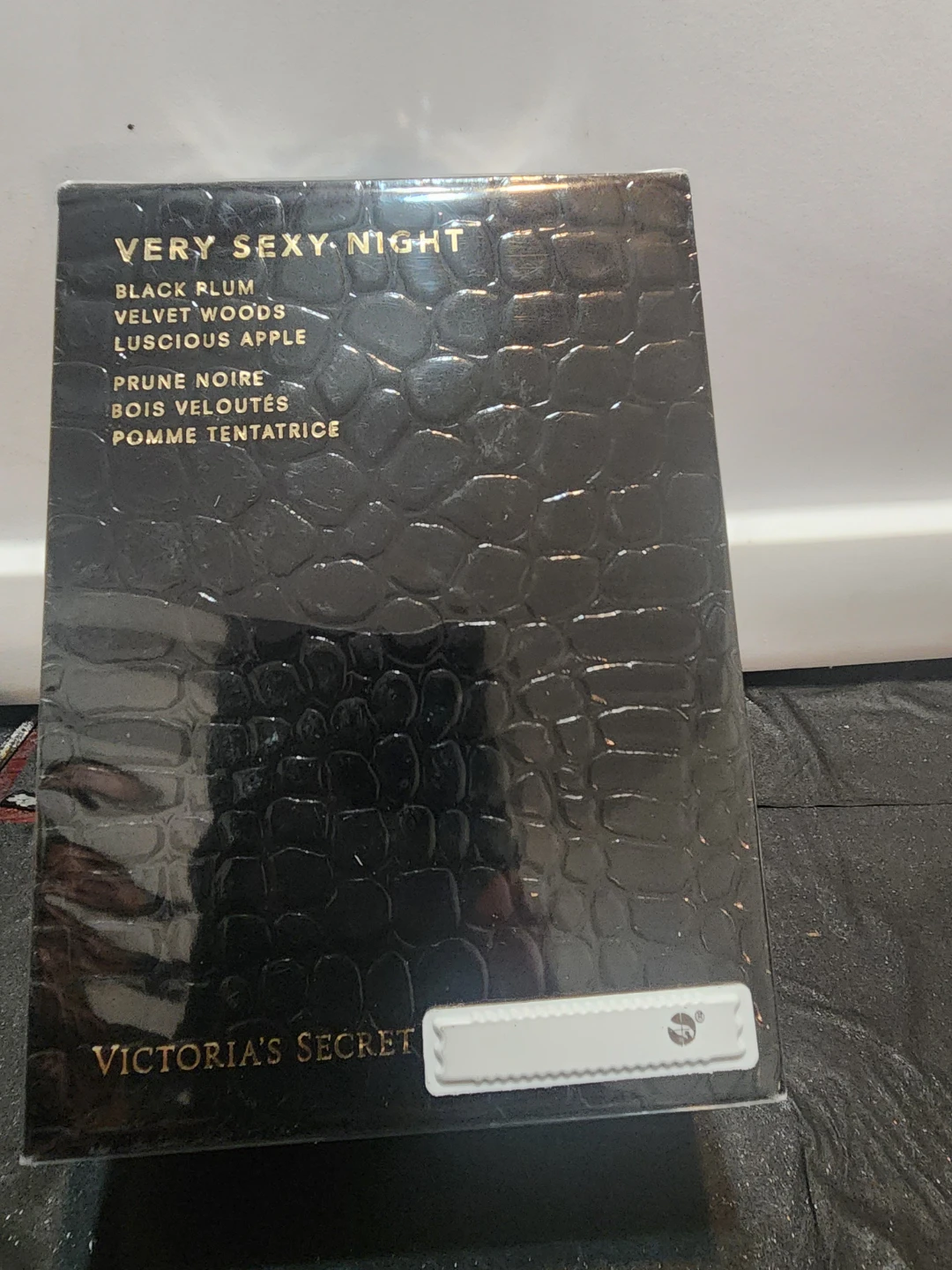 Victoria's Secret Very Sexy Night Eau de Parfum 1.7 oz - photo 2