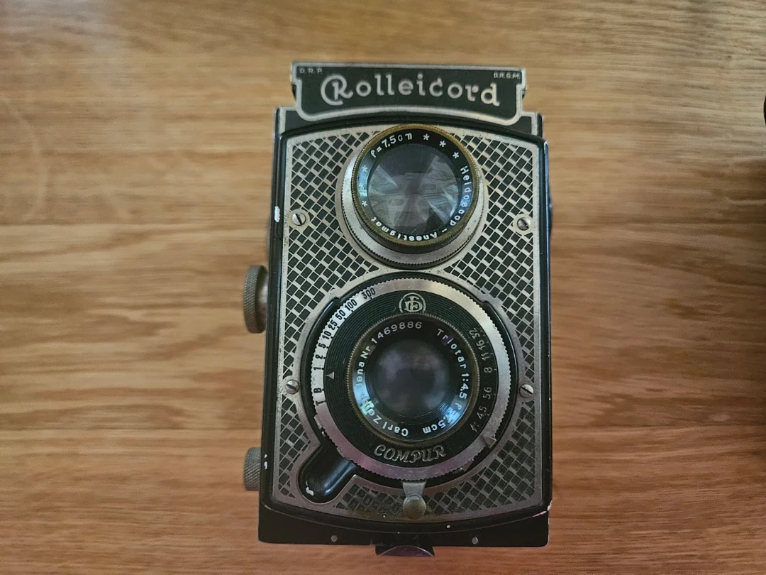 Vintage Rolleicord Film Camera - photo 2