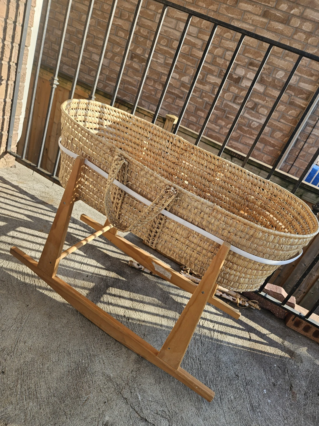 Wicker Moses Basket with Wooden Rocking Stand