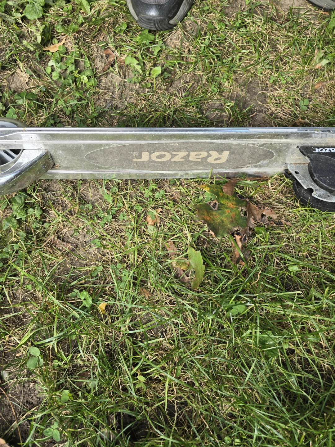 Razor Kick Scooter - photo 2
