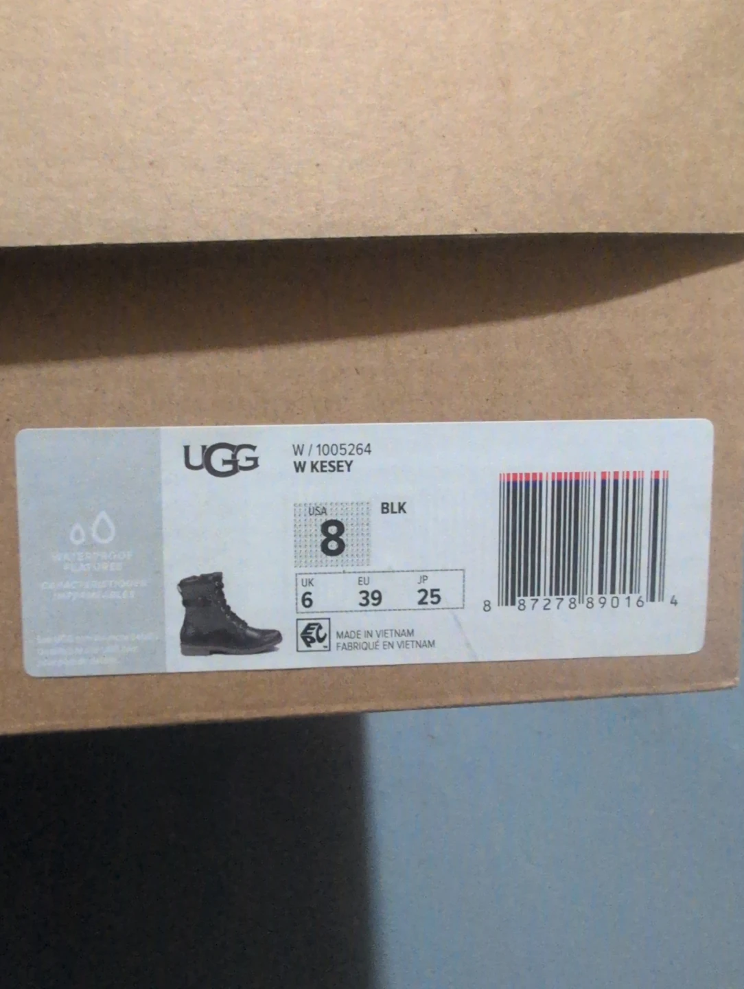 UGG Kesey Boots Black Size 8 - photo 2