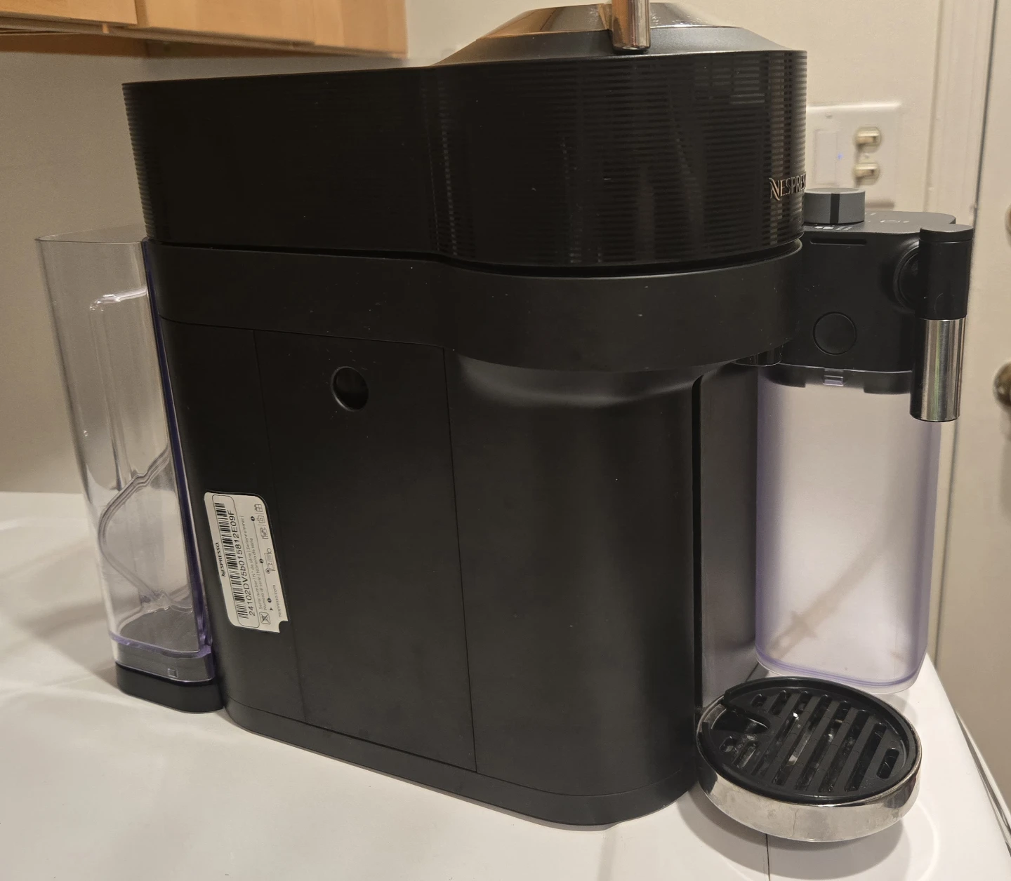 Nespresso Vertuo Lattissima Coffee and Espresso Machine - photo 2