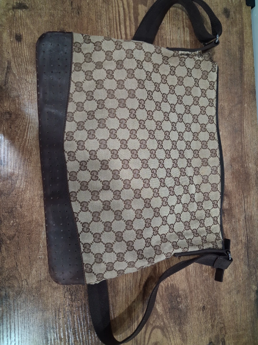Gucci GG Canvas Shoulder Bag - photo 4