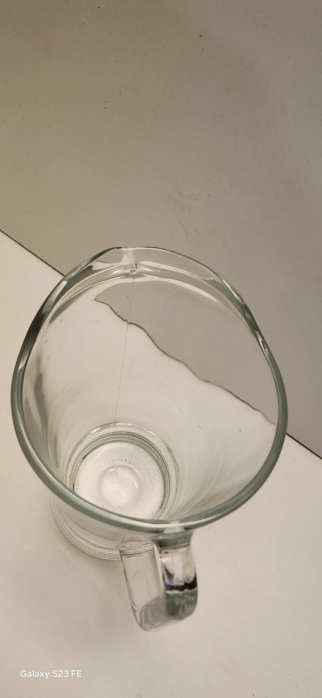 Clear glass beverage pitcher - photo 4