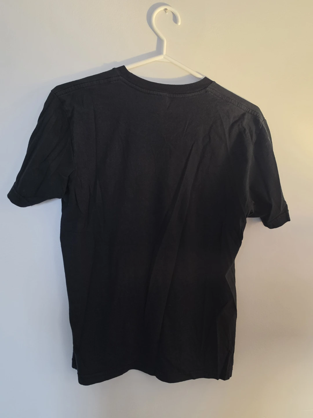 Next Level Apparel Skull Graphic T-Shirt - photo 4