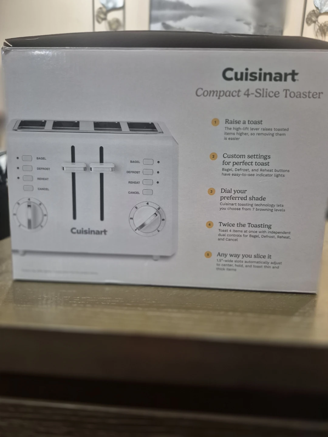 BRAND NEW Cuisinart Compact 4-Slice Toaster - photo 3
