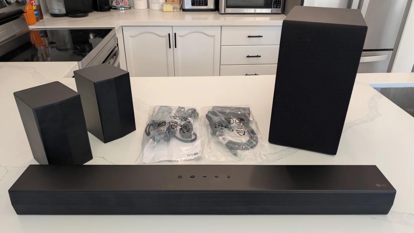 LG S45TR 400-Watt 4.1 Channel Sound Sound System