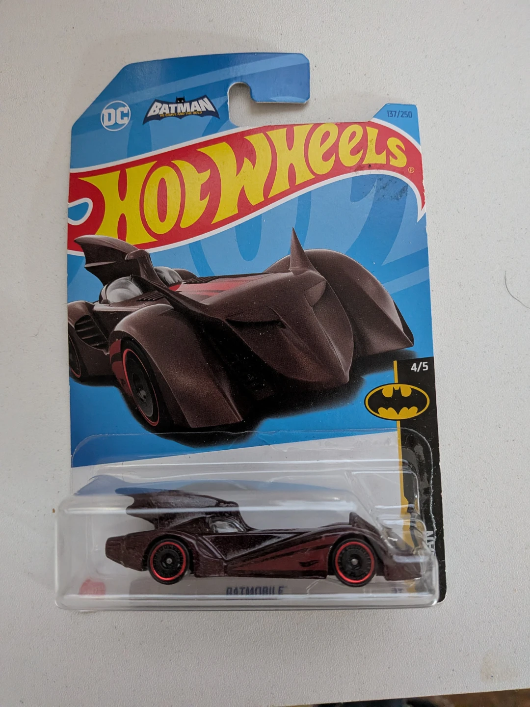 Hot Wheels Batman Batmobile 137/250 - photo 4