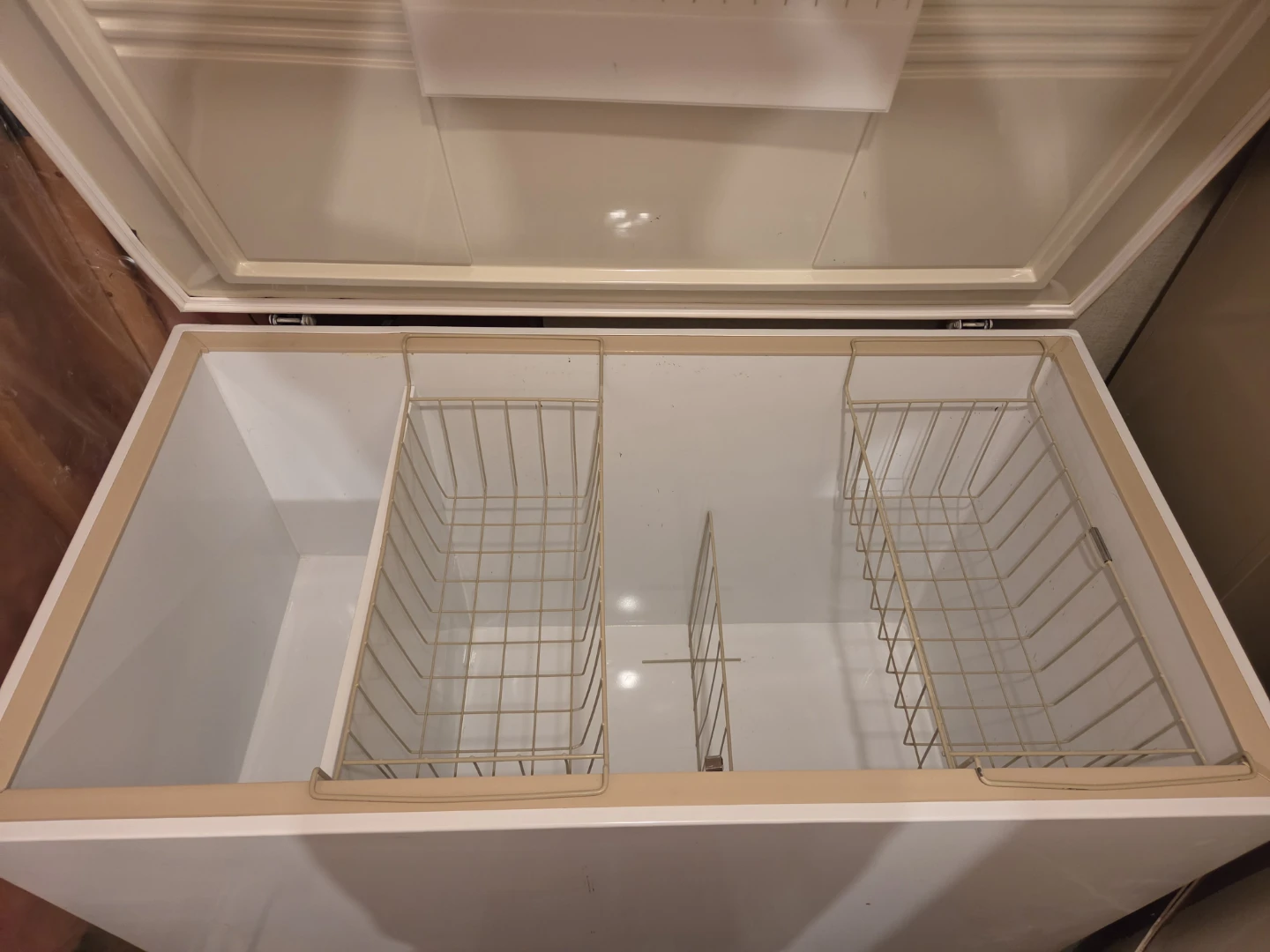 Admiral Deep Freezer - photo 2