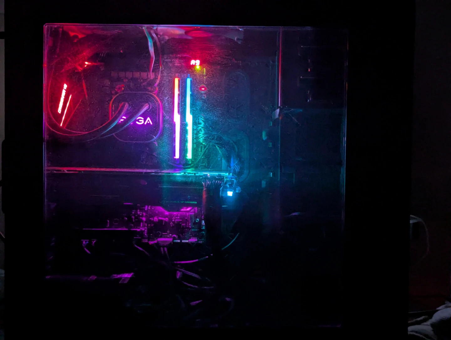 Custom Gaming PC – Ryzen 7 2700X / RTX 2070 / 16GB DDR4 - photo 2