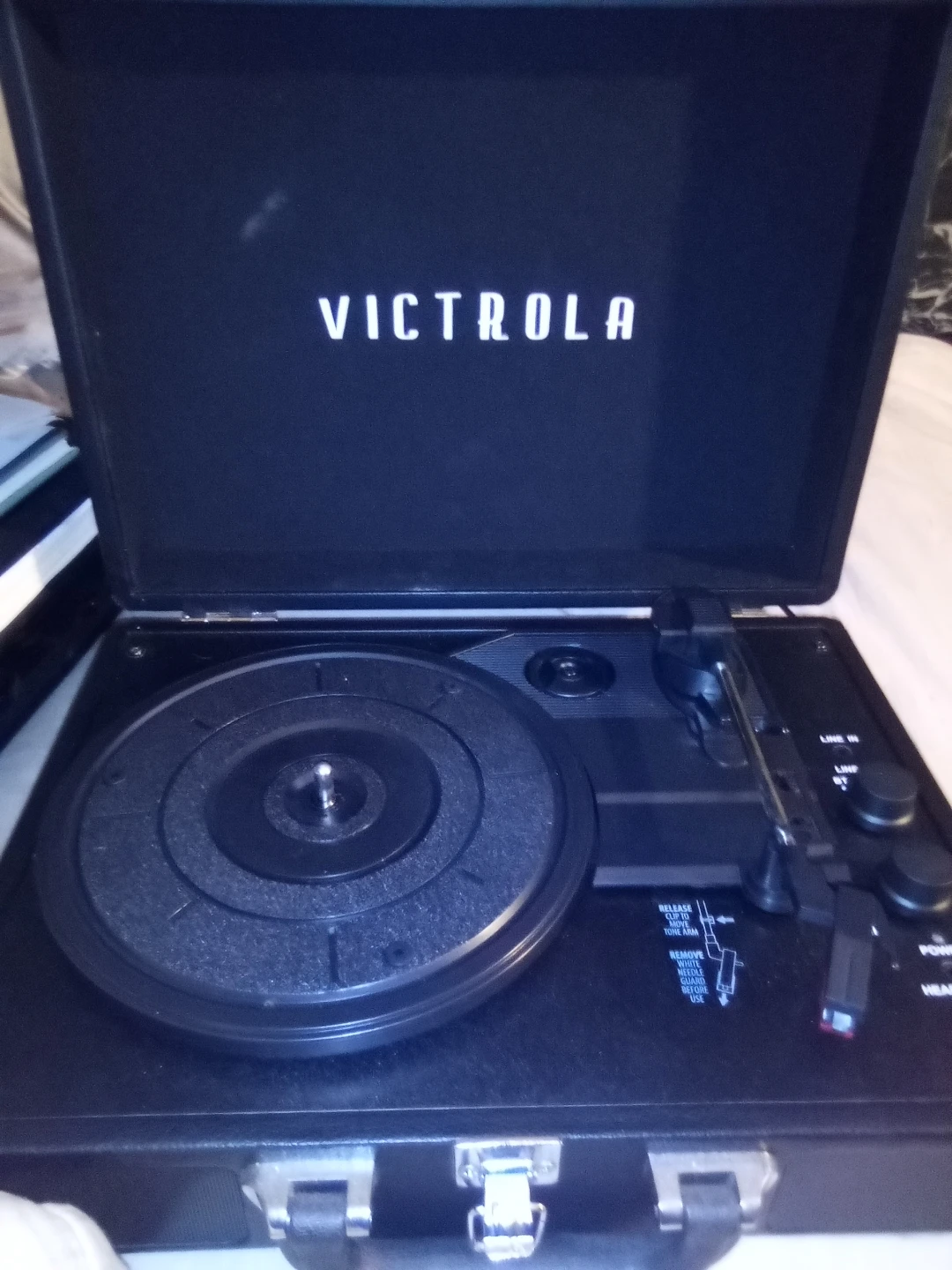 Victrola Suitcase Record Player - photo 2