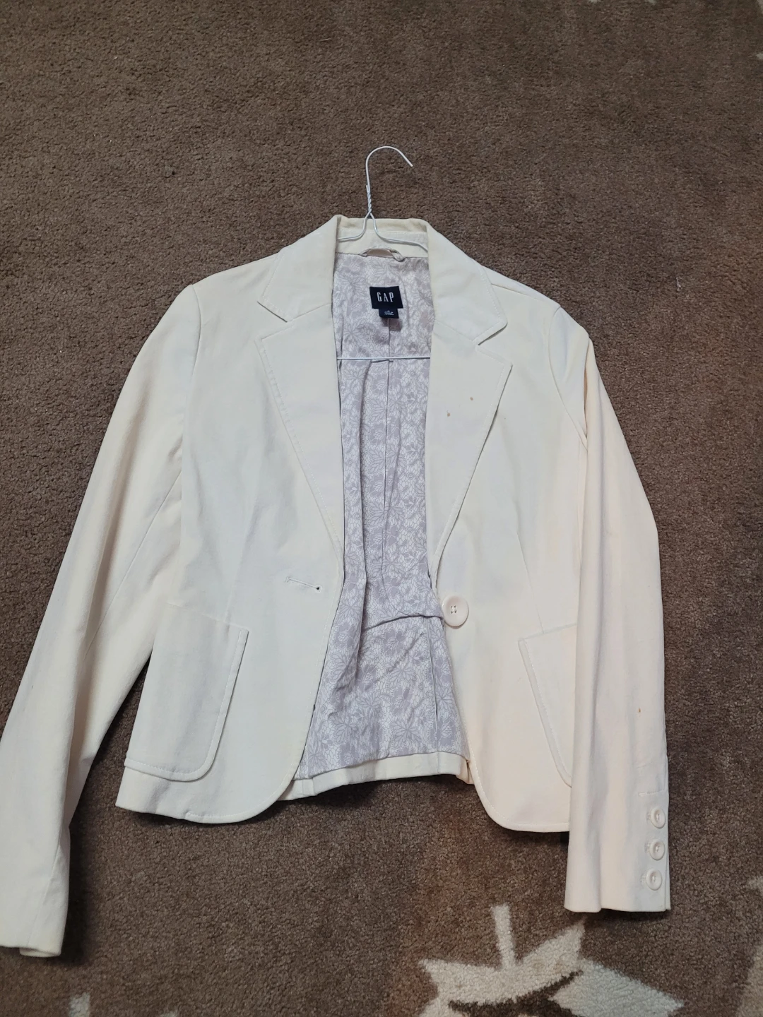 Gap cream blazer