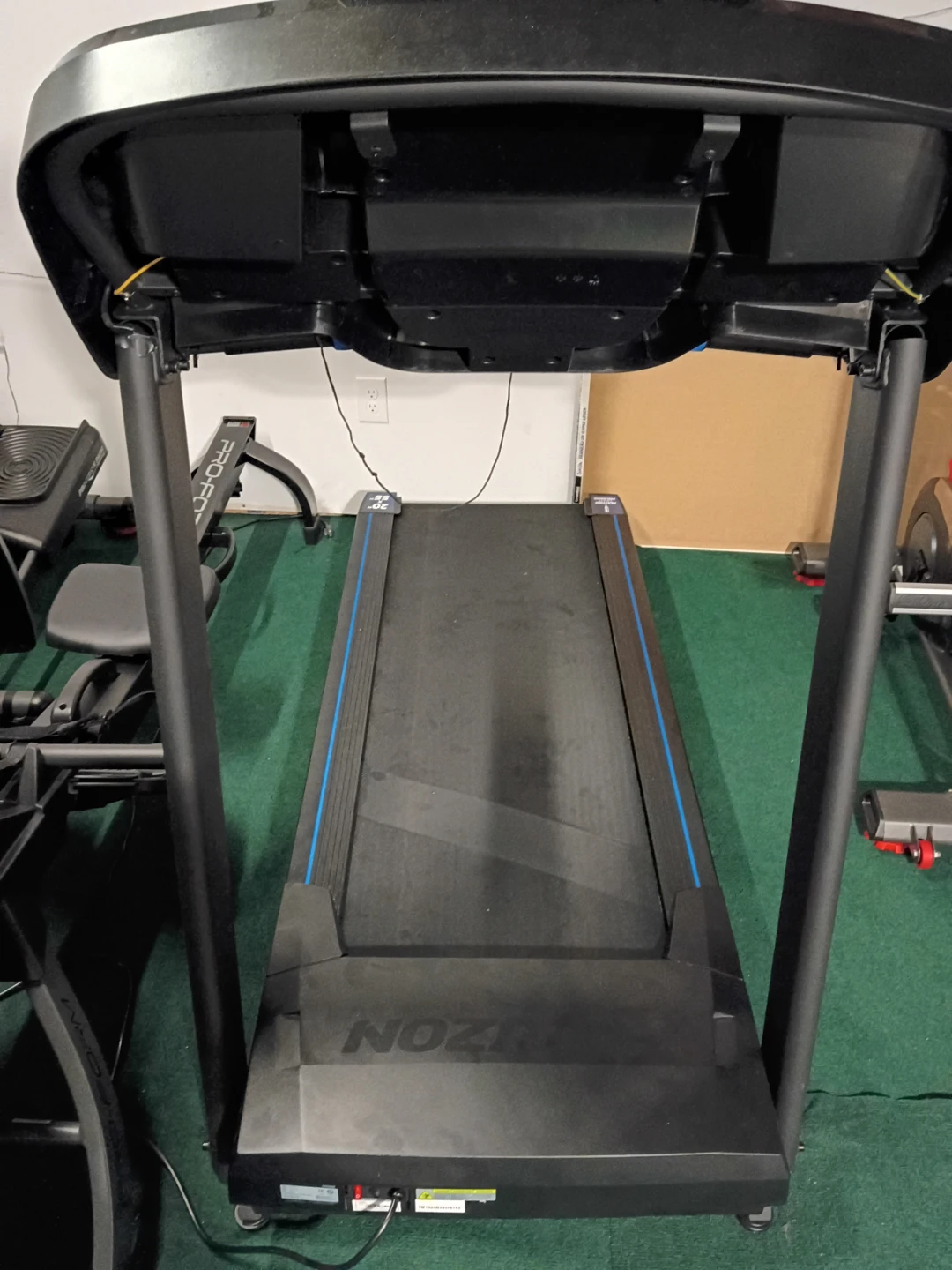 Horizon Fitness T101 Treadmill - photo 3