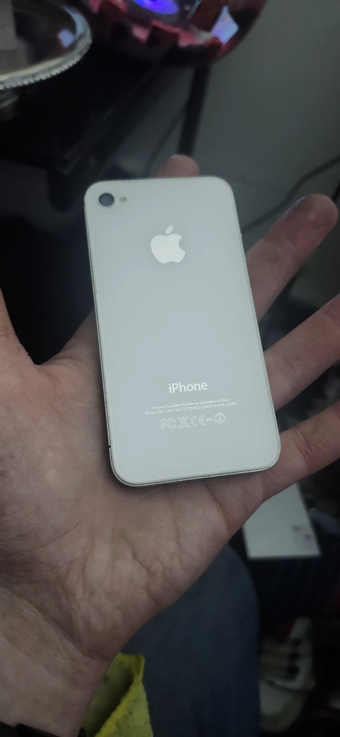 Iphone 4s 16gb unlocked - photo 3