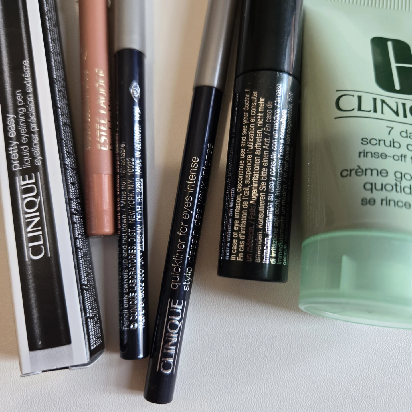 Clinique and Estee Lauder Cosmetics Bundle - photo 2
