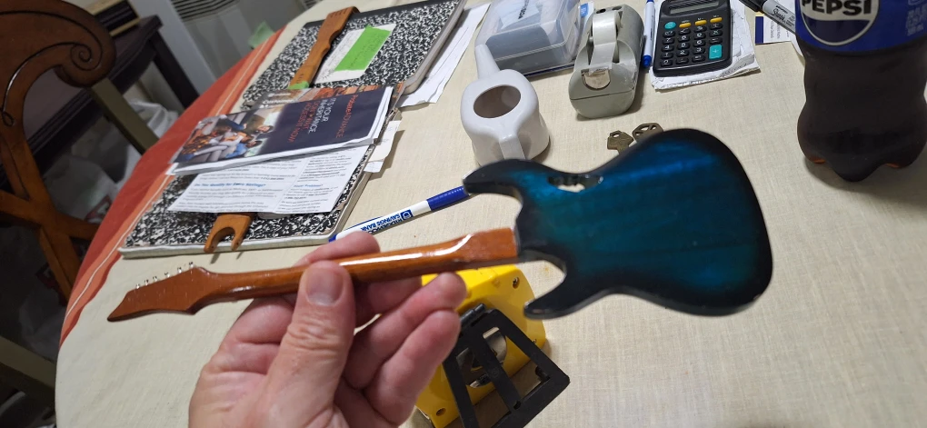 Langkawi souvenir guitar miniature - photo 2