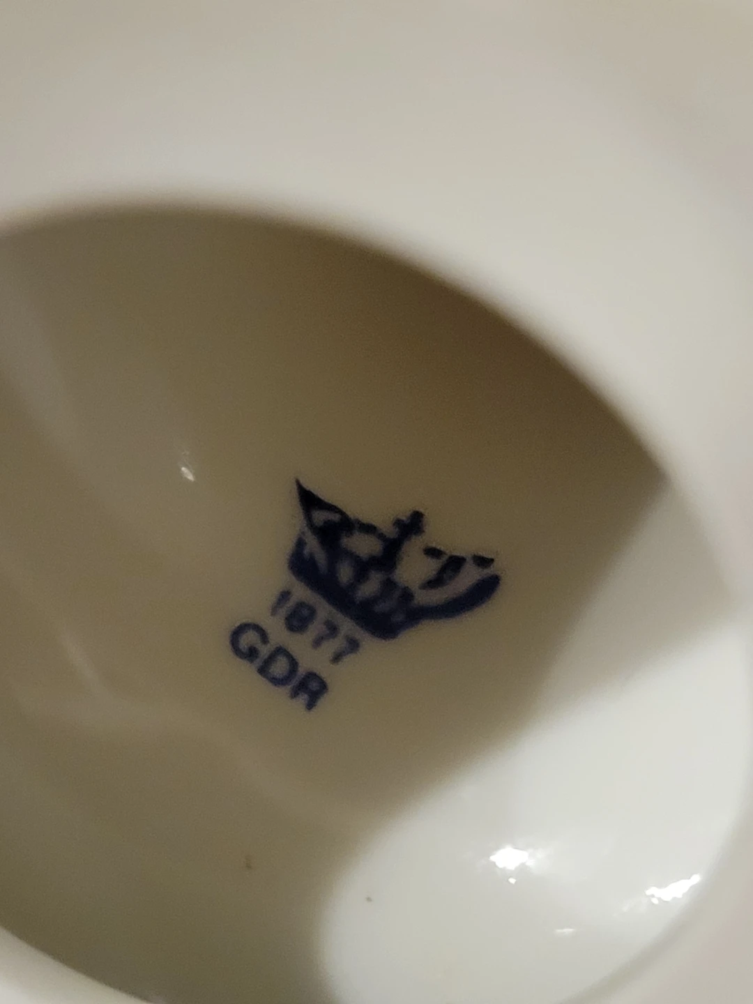 Vintage Porcelain Ring Holder - photo 2