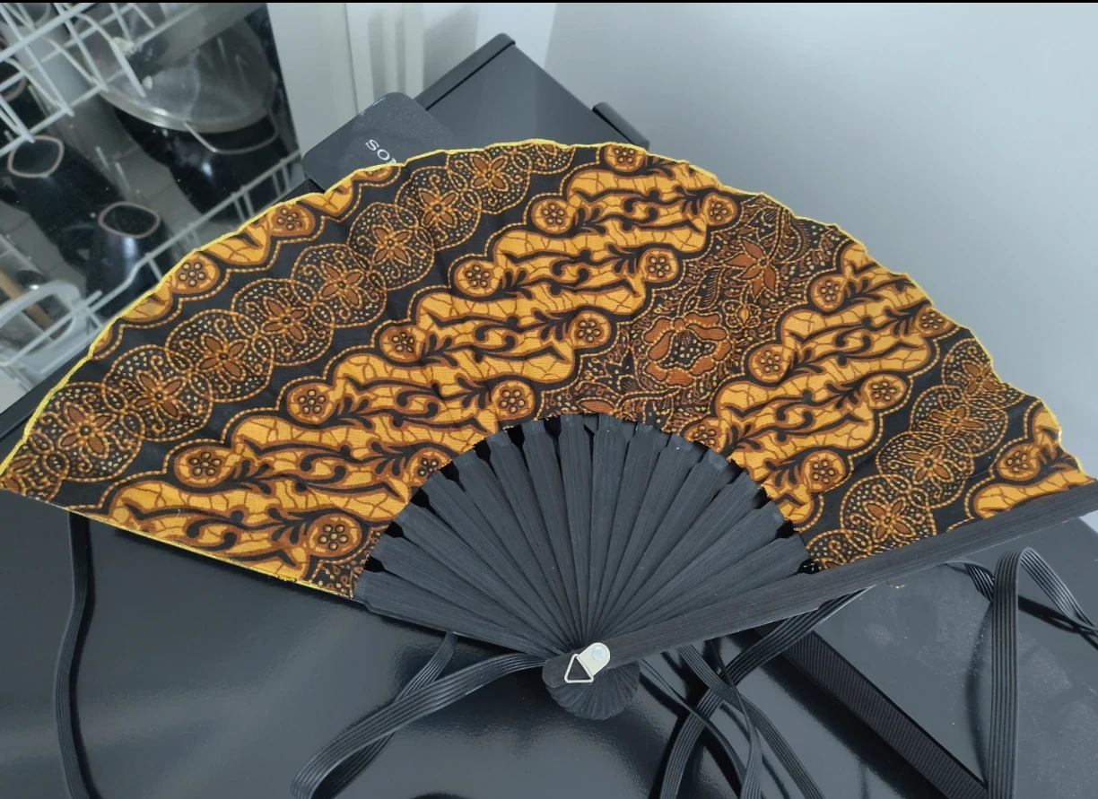 FREE - Indonesian batik fan