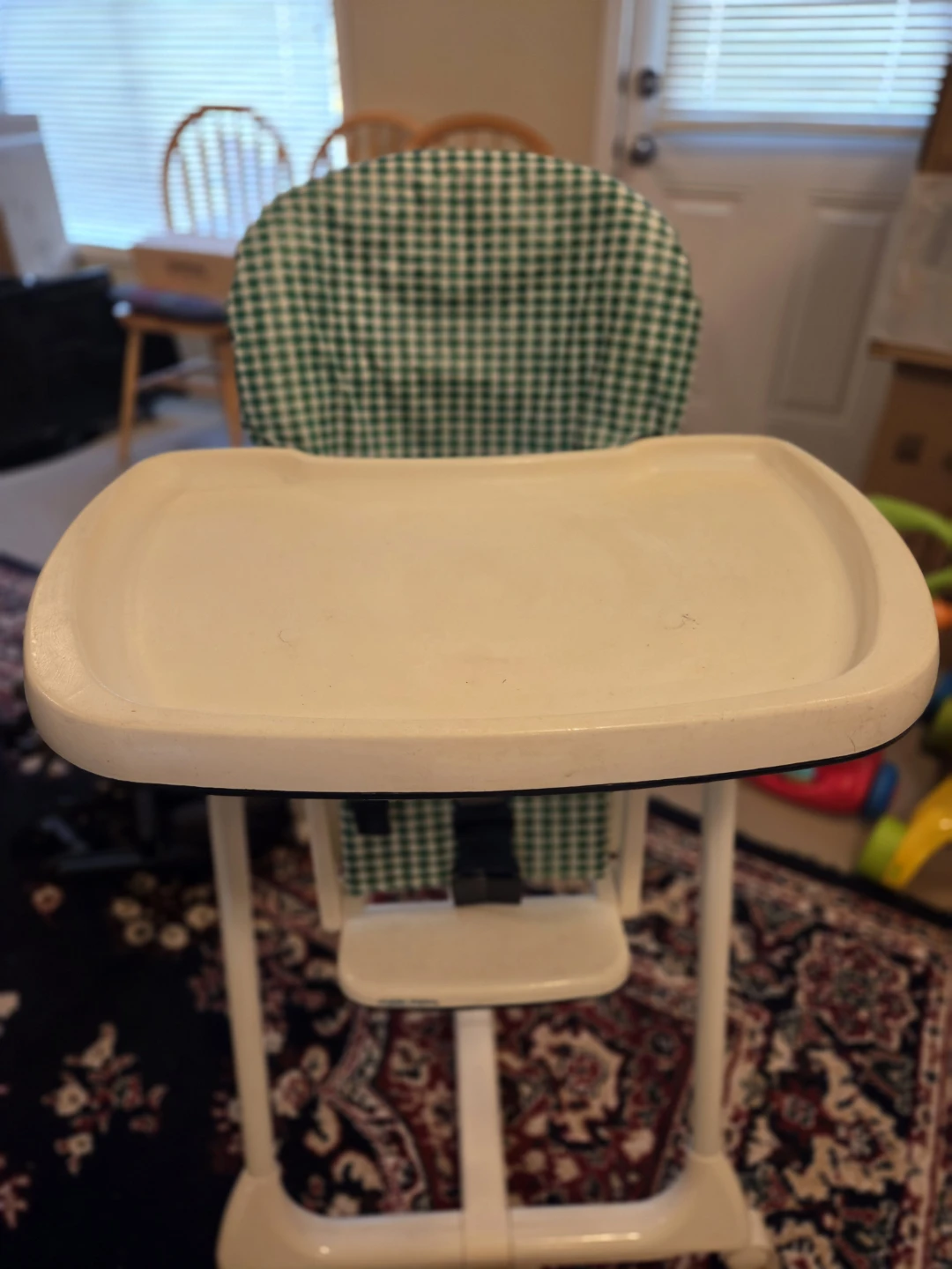 Peg Perego high chair with green checkered seat - photo 4