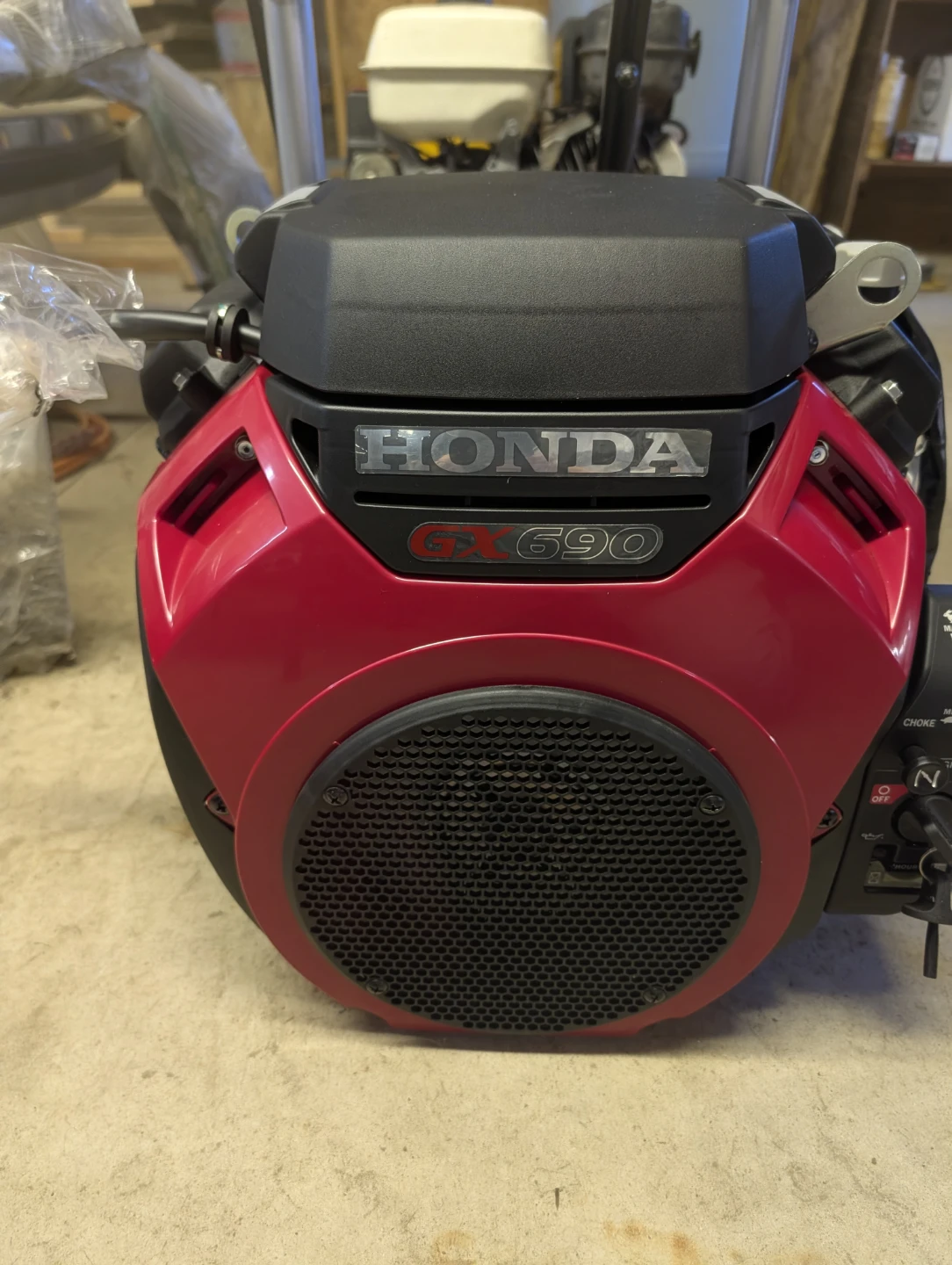 Honda GX690 Engine - photo 2