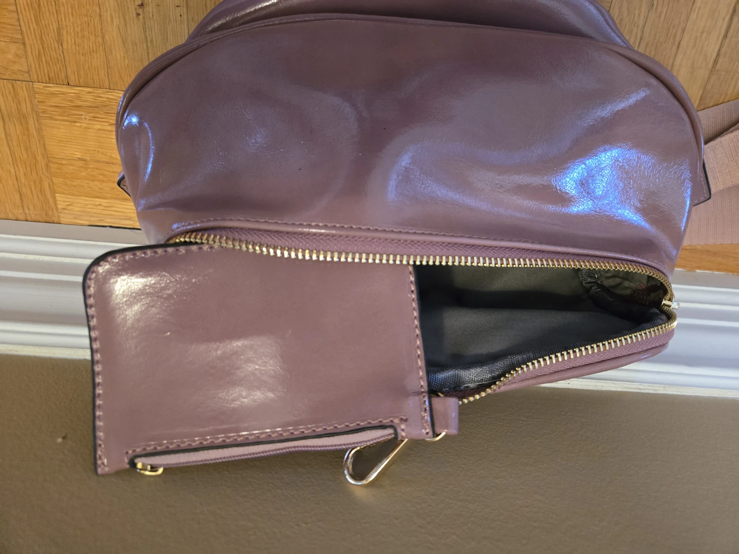 NEW!!!!    Mauve Crossbody Bag - photo 5