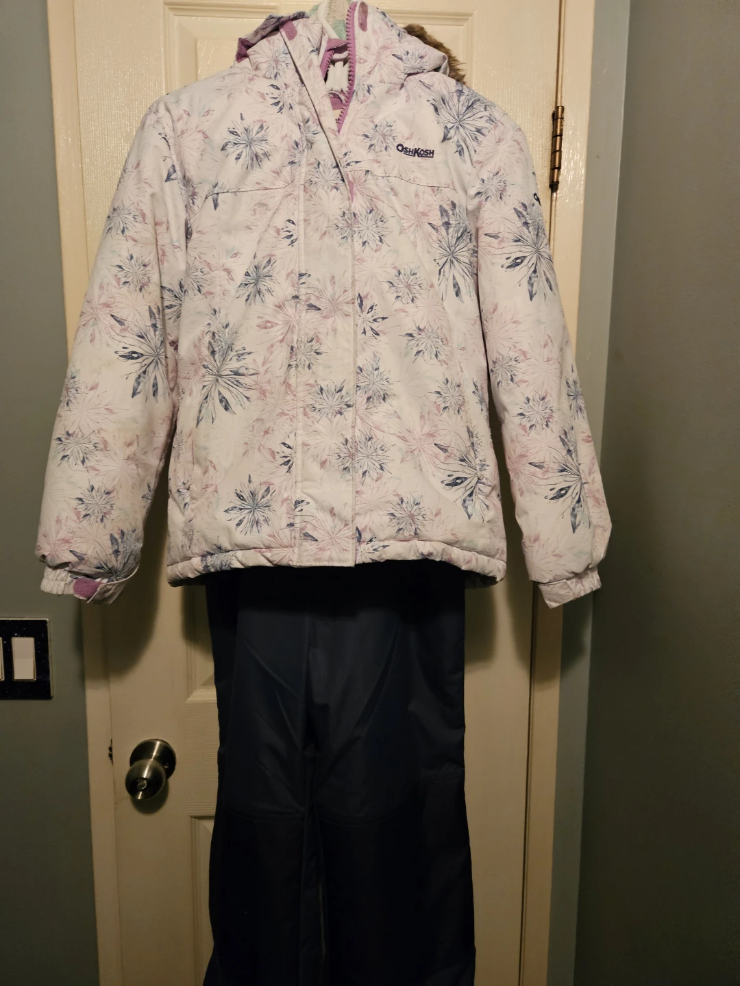 Gir snow unit, Brand new Size 12