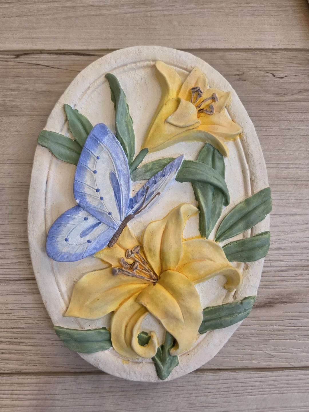 Set of 3 Oval Floral Butterfly Wall Plaques - photo 3