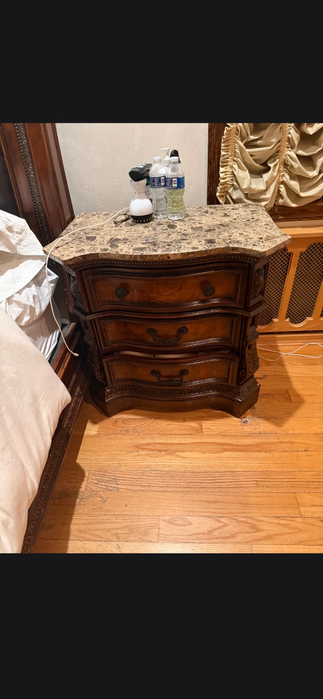 Ornate Wooden Bedroom Dresser and Nightstand Set - photo 4