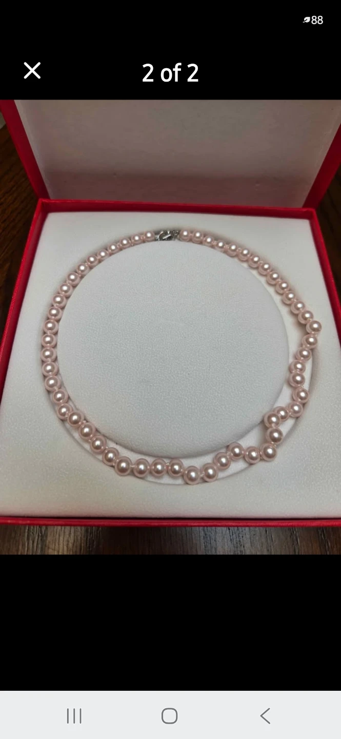Faux Pink Pearl Necklace in Jewelry Box - photo 2