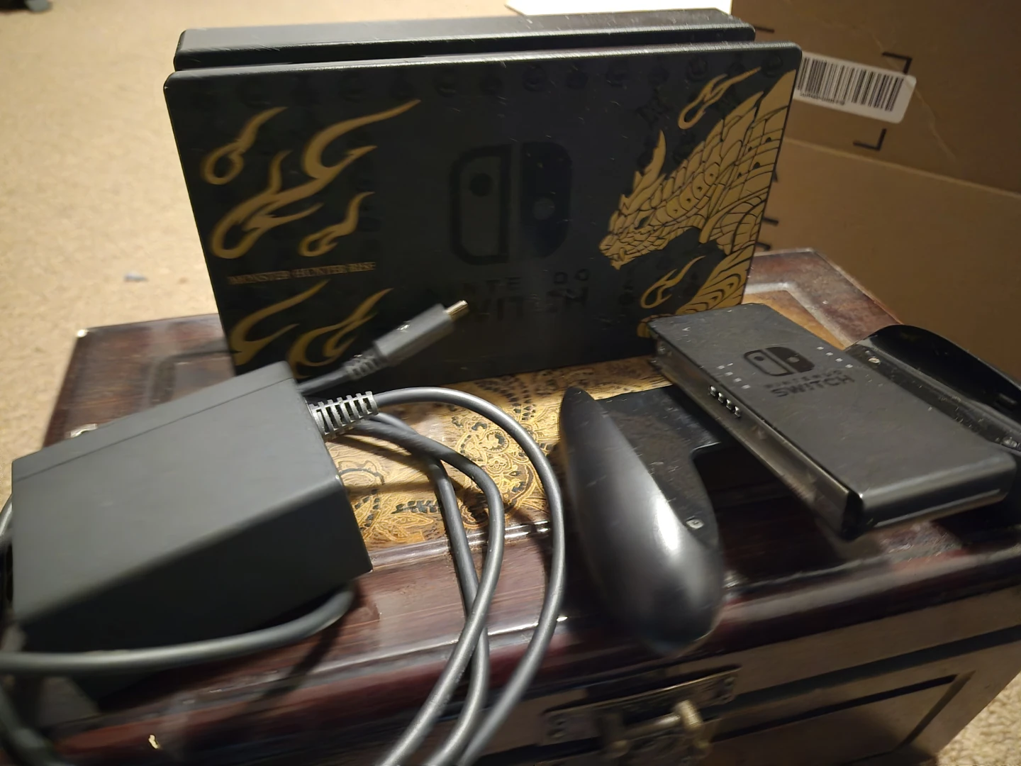 Nintendo Switch Monster Hunter Rise Edition Dock & Charger - photo 3