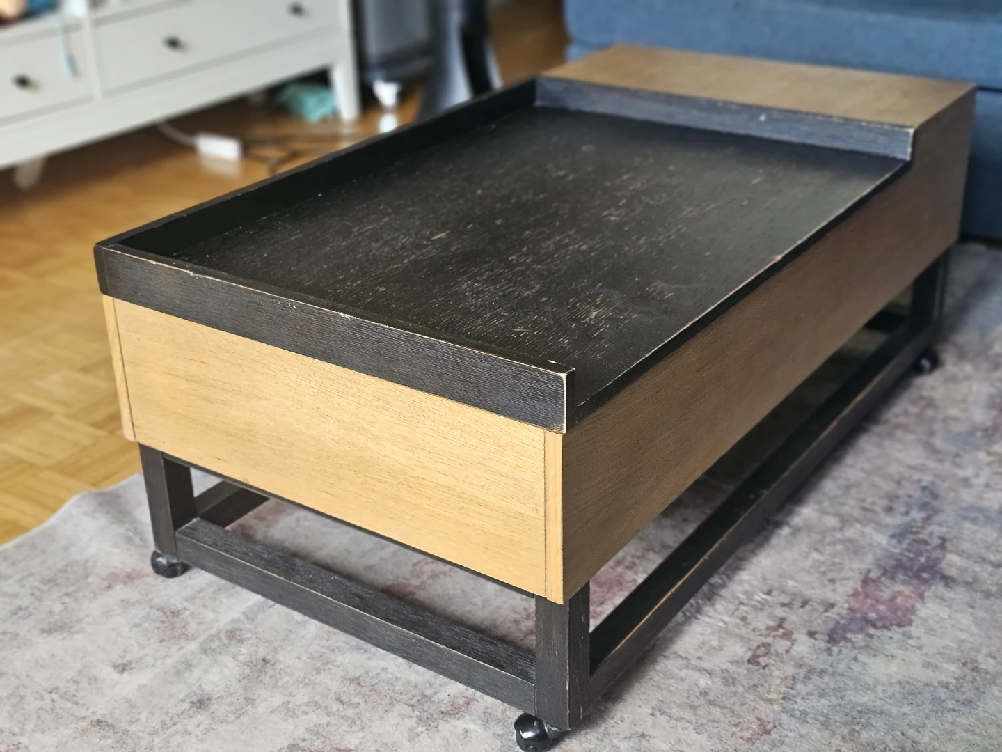 Ashley's Coffee Table with Storage - photo 2