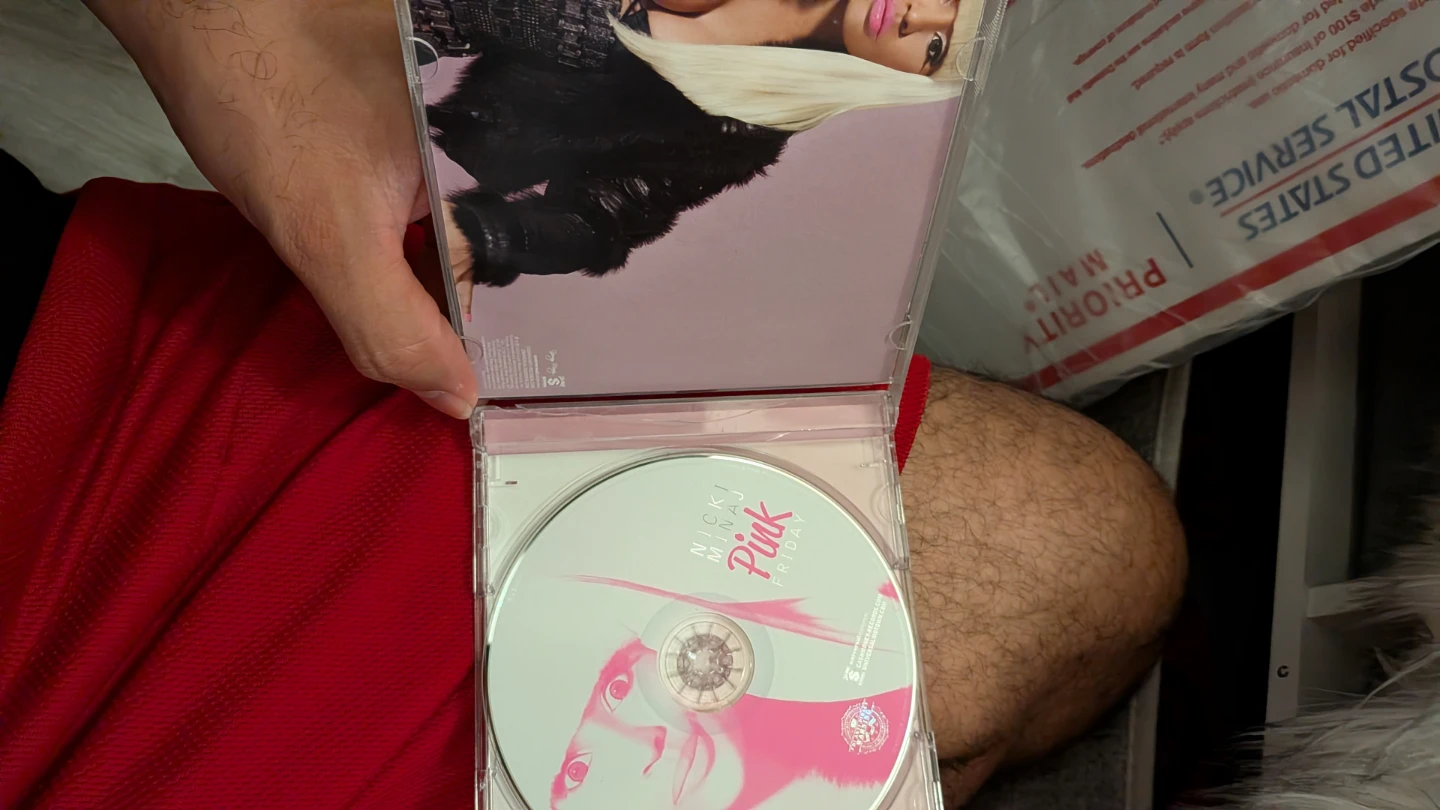 Nicki Minaj Pink Friday Deluxe Edition CD - photo 4