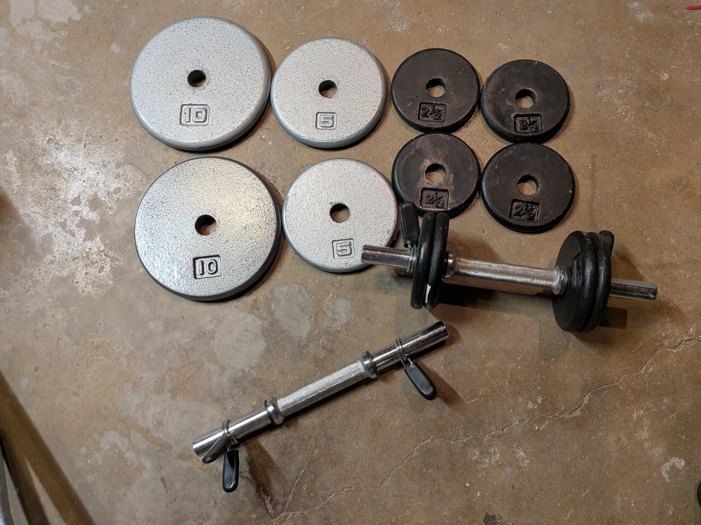 1" free weight Dumb bell set 50 lbs