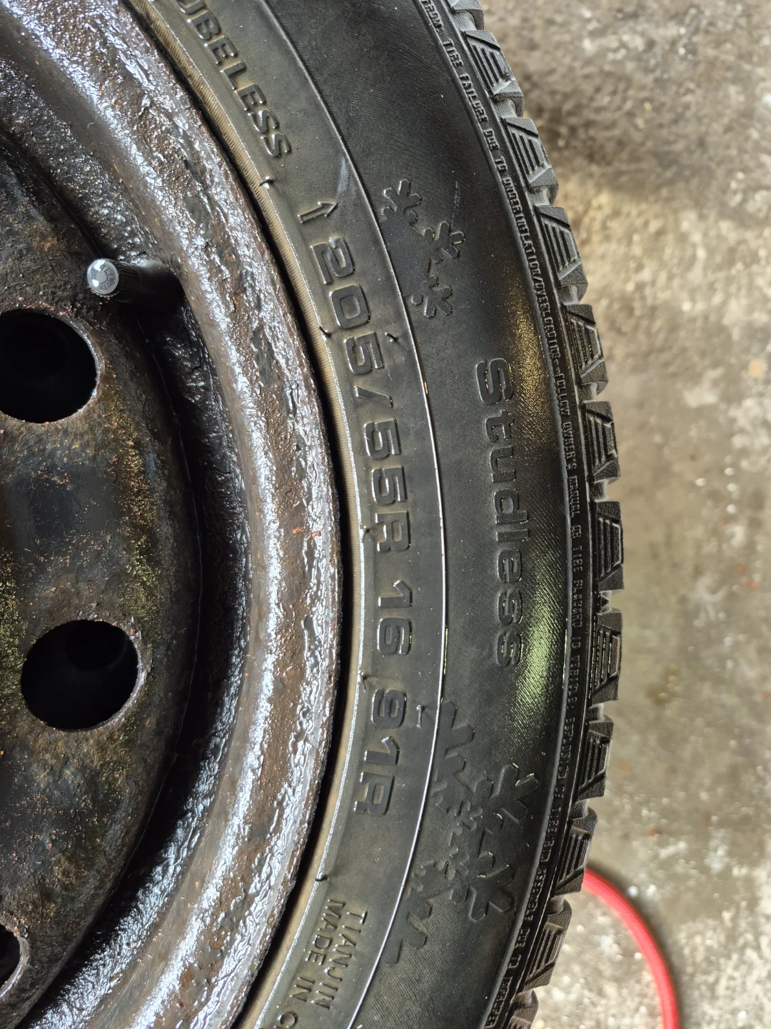 Winter tires with rims - photo 5