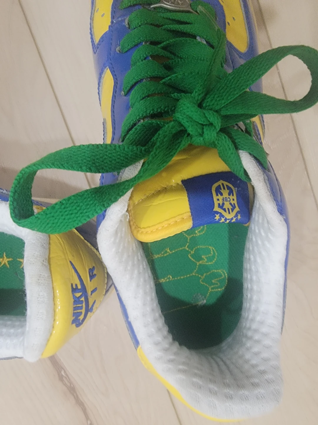 Nike Air Force 1 Brazil Size 7.5 - photo 4