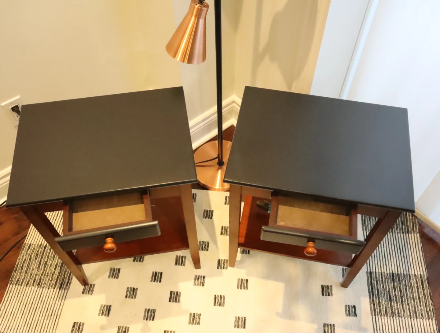 Pair of Black/Brown End Tables, Night Stand - photo 4