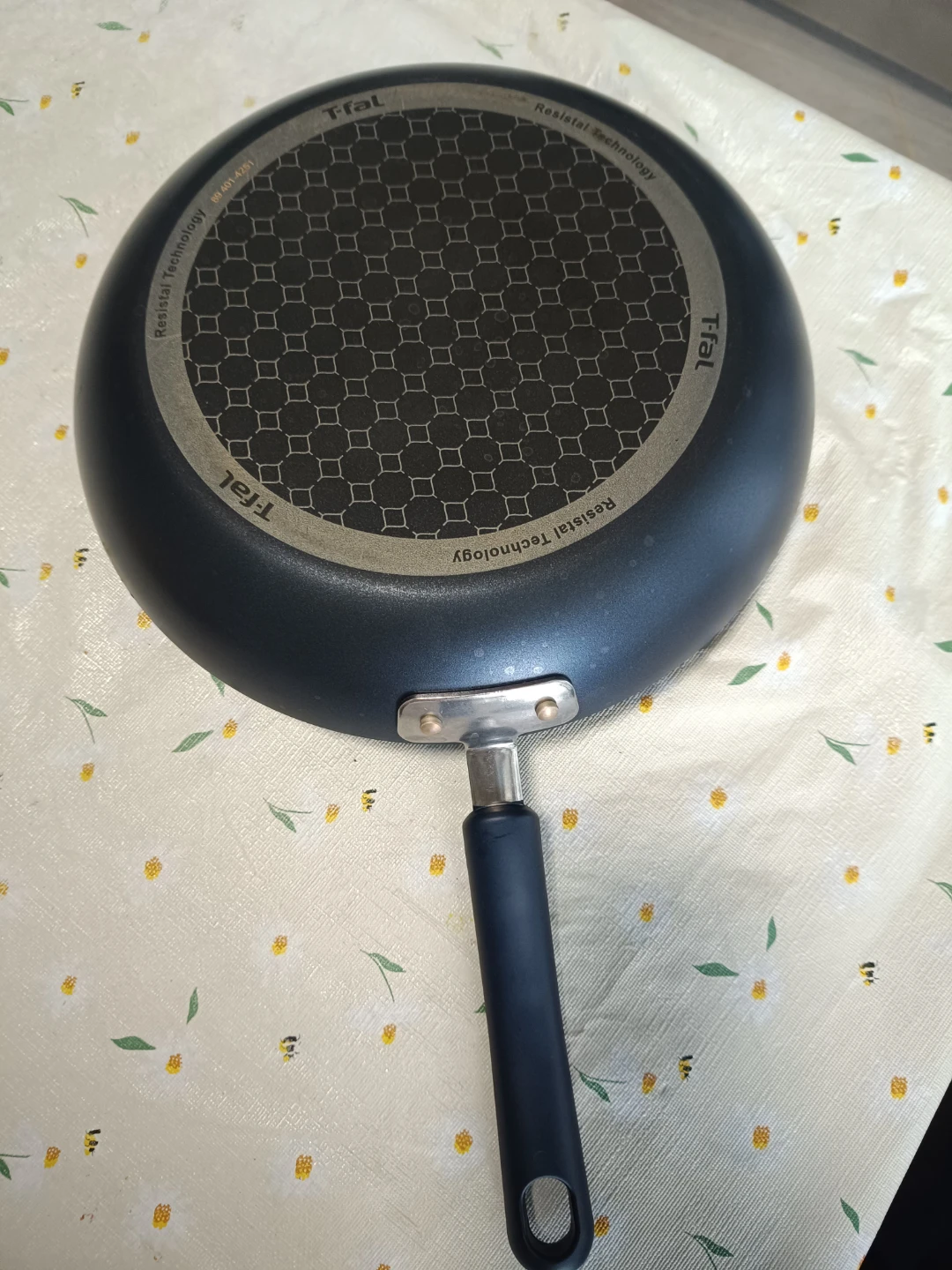 T-fal Frying Pan with Paderno Lid - photo 3