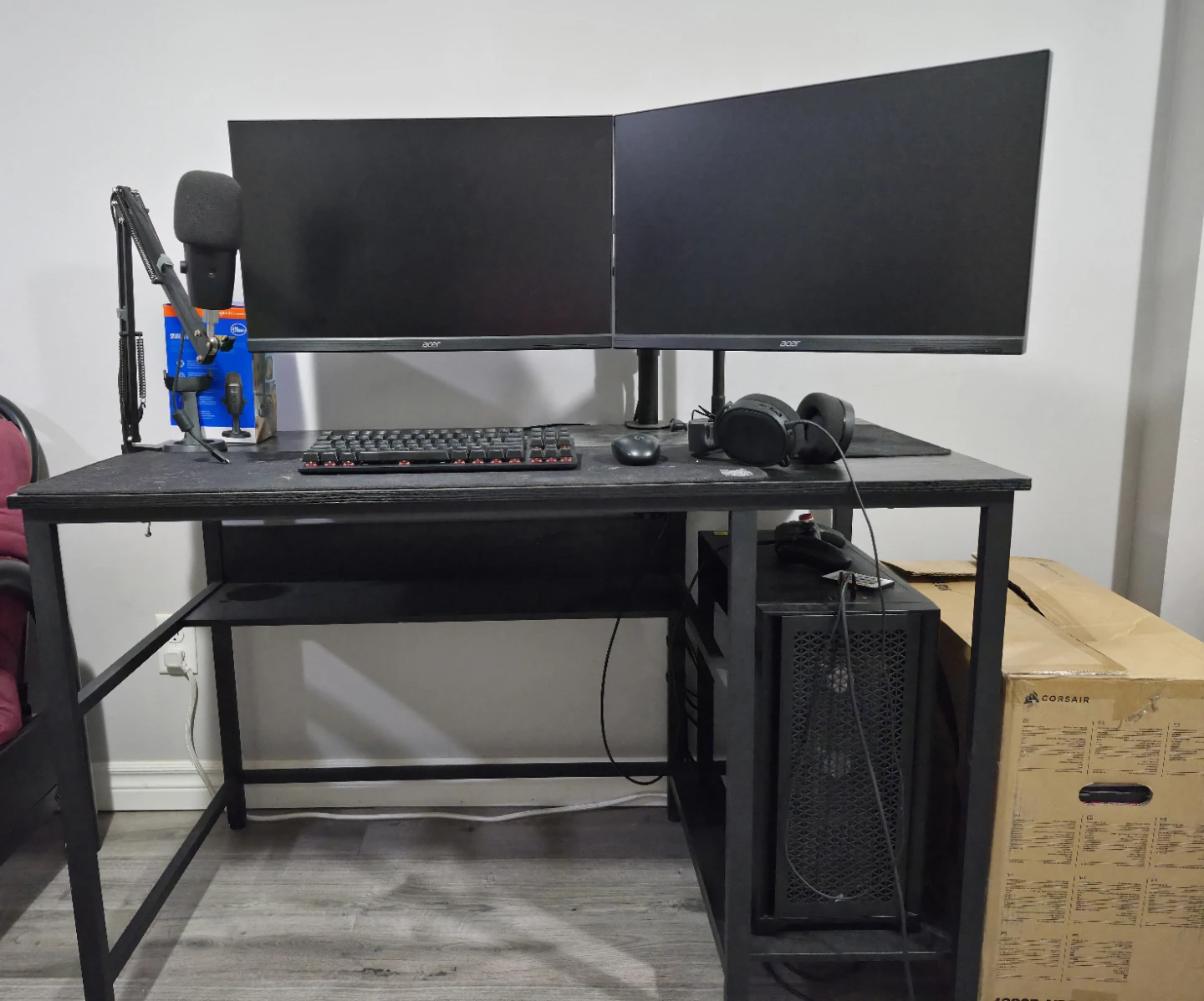 Gaming Computer with Extras