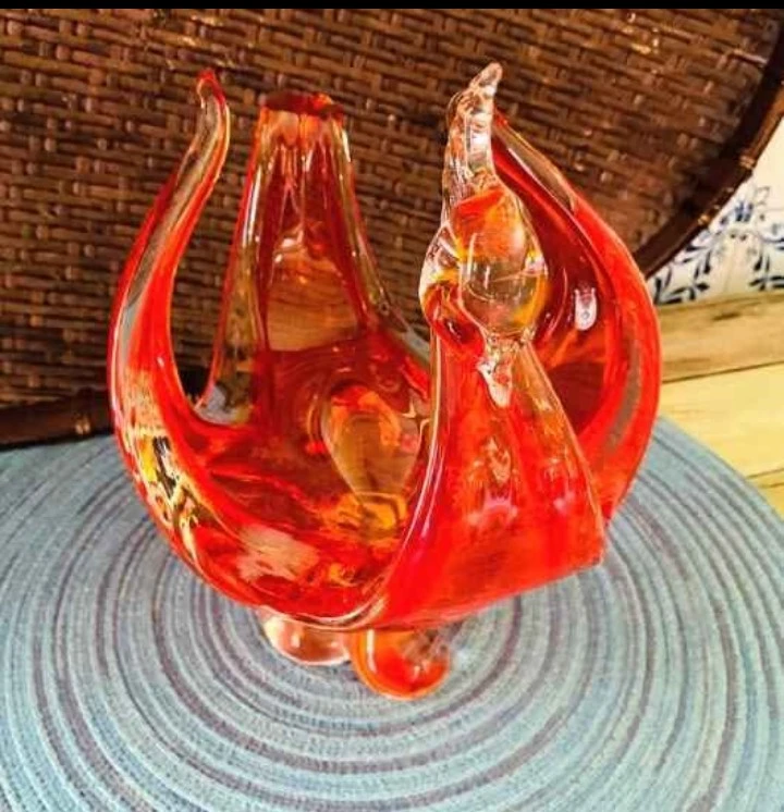 Vintage Red Glass Chalet Loraine Swan Dish - photo 3