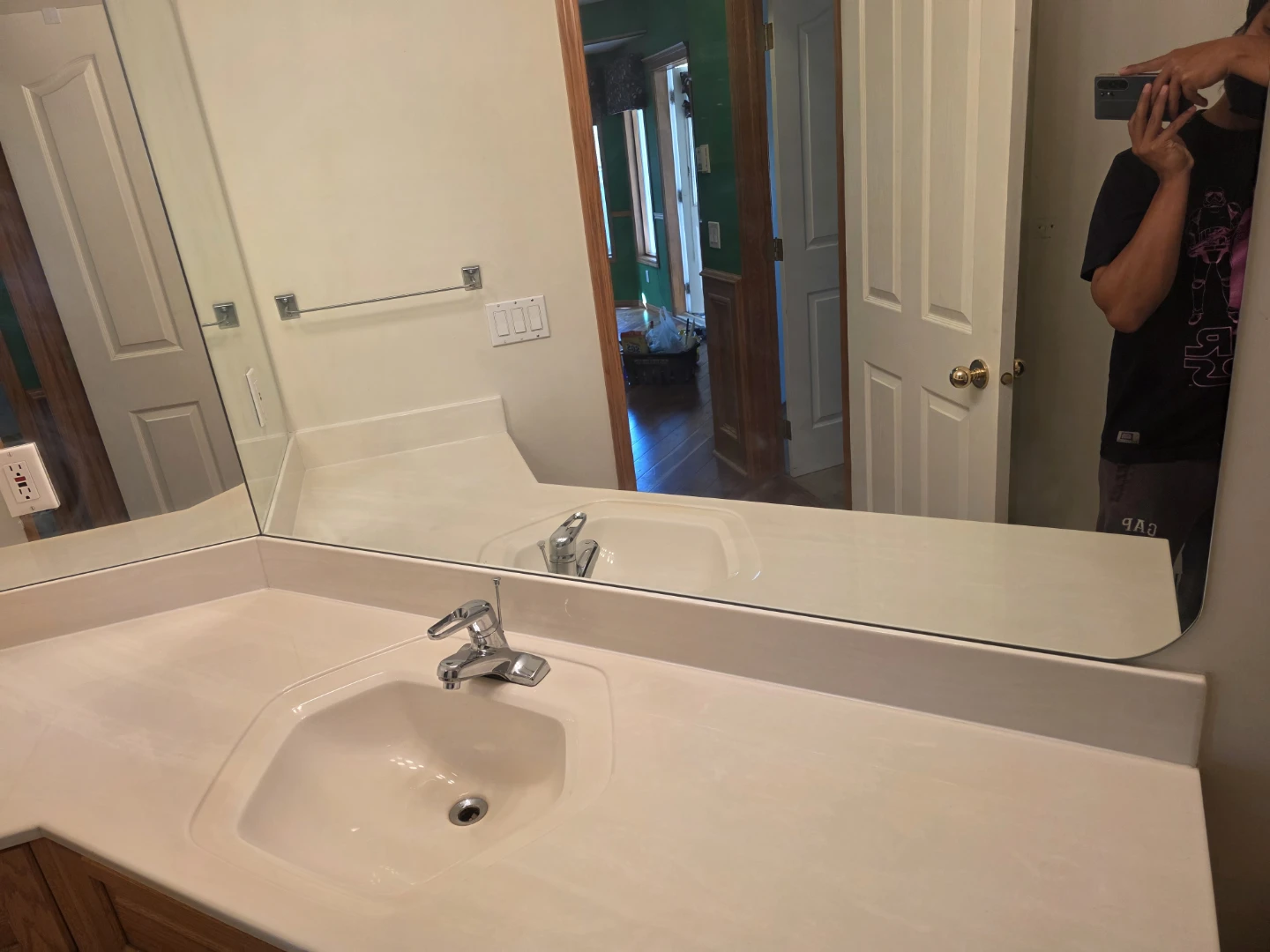 Professional Residential & Commercial Cleaning Services - photo 3