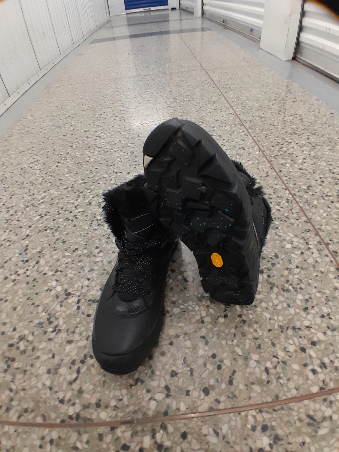 Merrell black winter boots Women's Size 8.5 - photo 4
