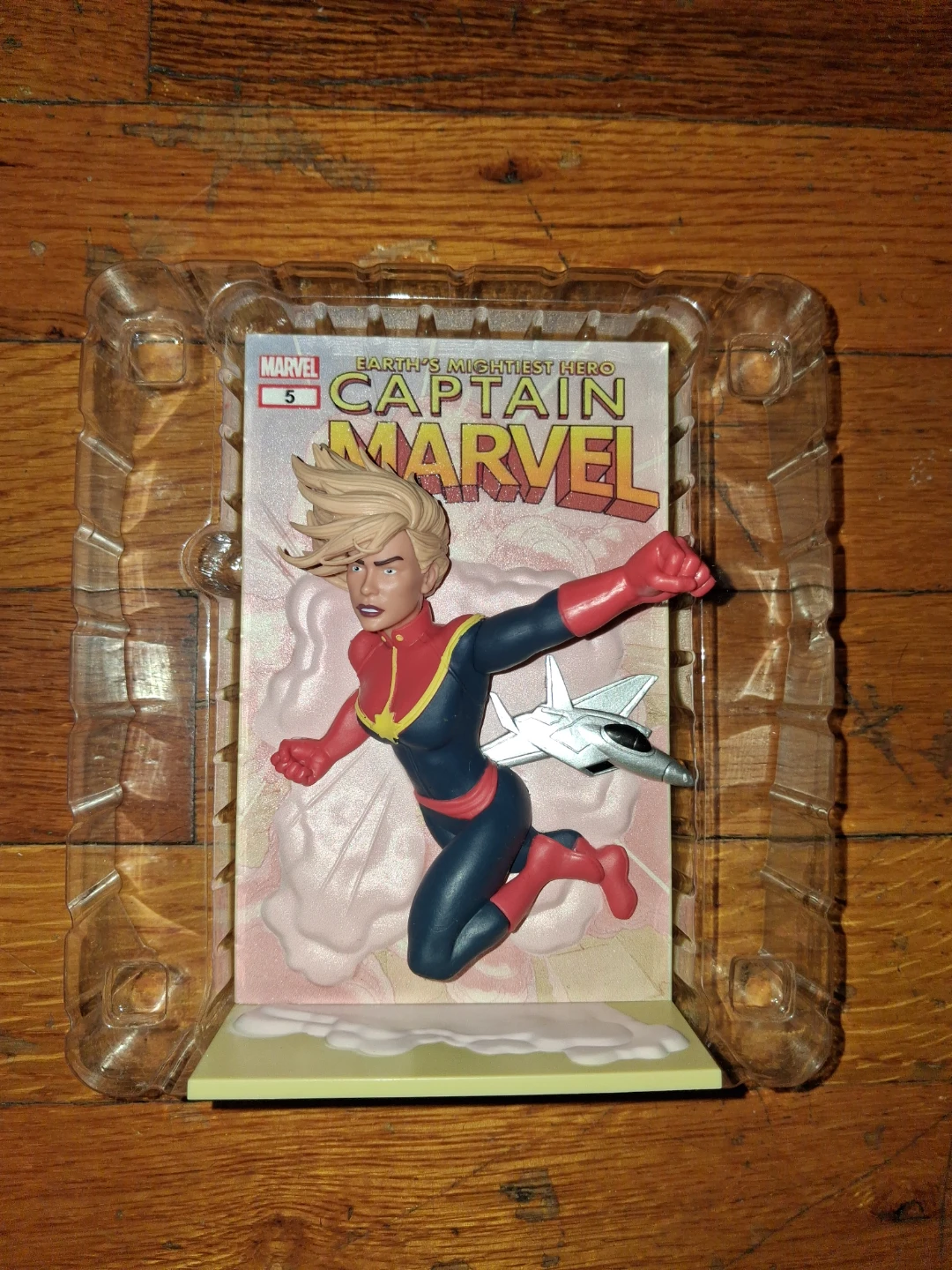 Captain Marvel Figure
