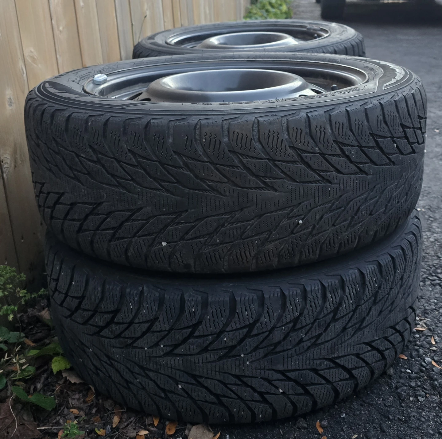Nokian Hakkapeliitta and Mileking Winter Tires - photo 4