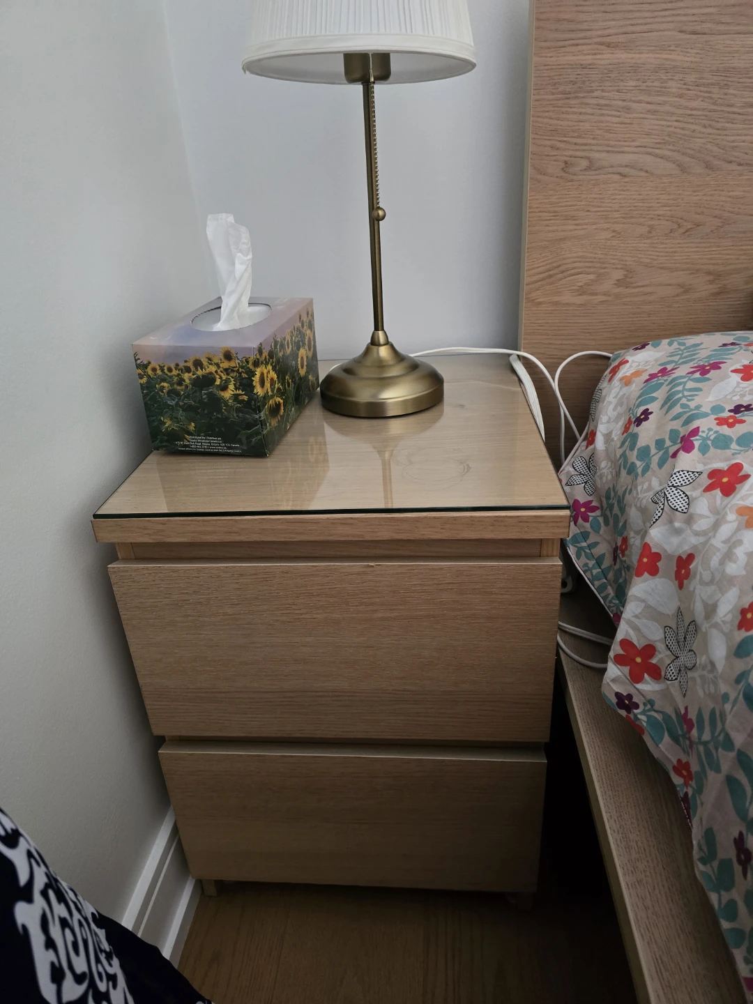 King size IKEA bed set with two nightstand - photo 3