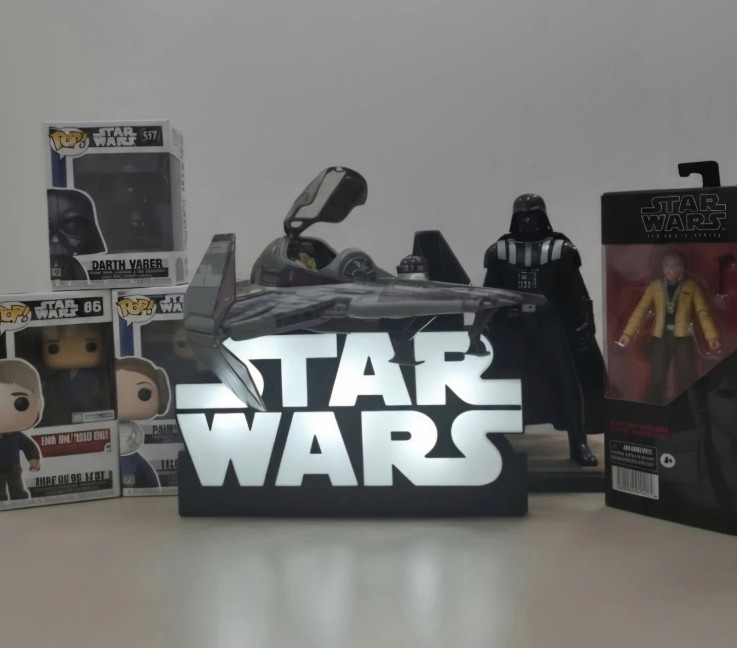 Star Wars Collectible Figures and Starfighter Bundle