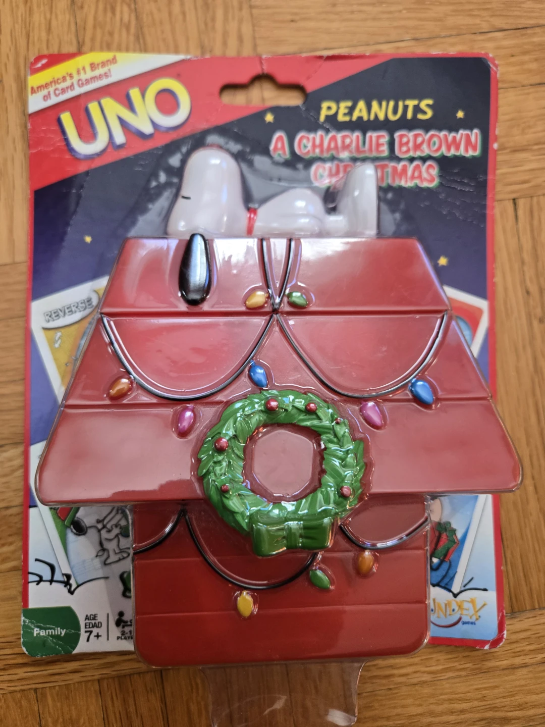 NEW IN PACKAGE...UNO A Charlie Brown Christmas  Card Game